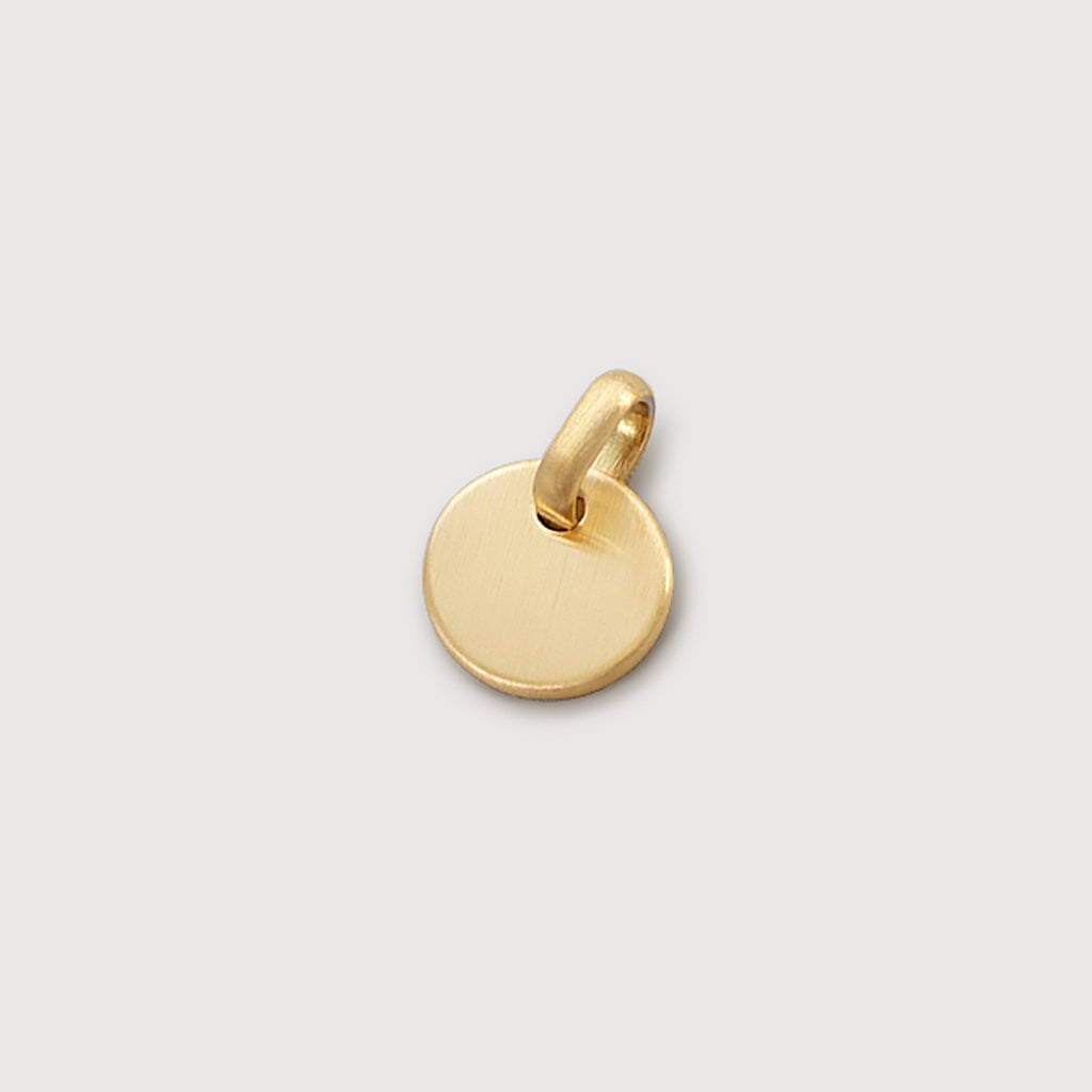 Zusatz-Gravurplättchen 8mm rund matt in Gold – mattierte Oberfläche mit Öse