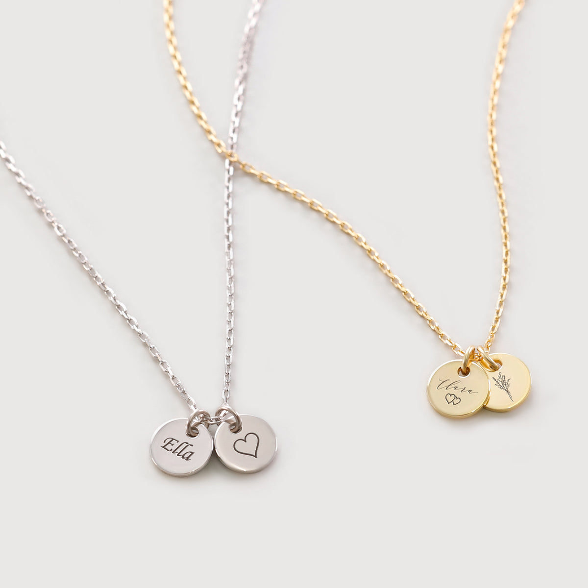 Personalisierte Mini Plättchen Halskette in Silber und Gold mit Namens- und Herzgravur