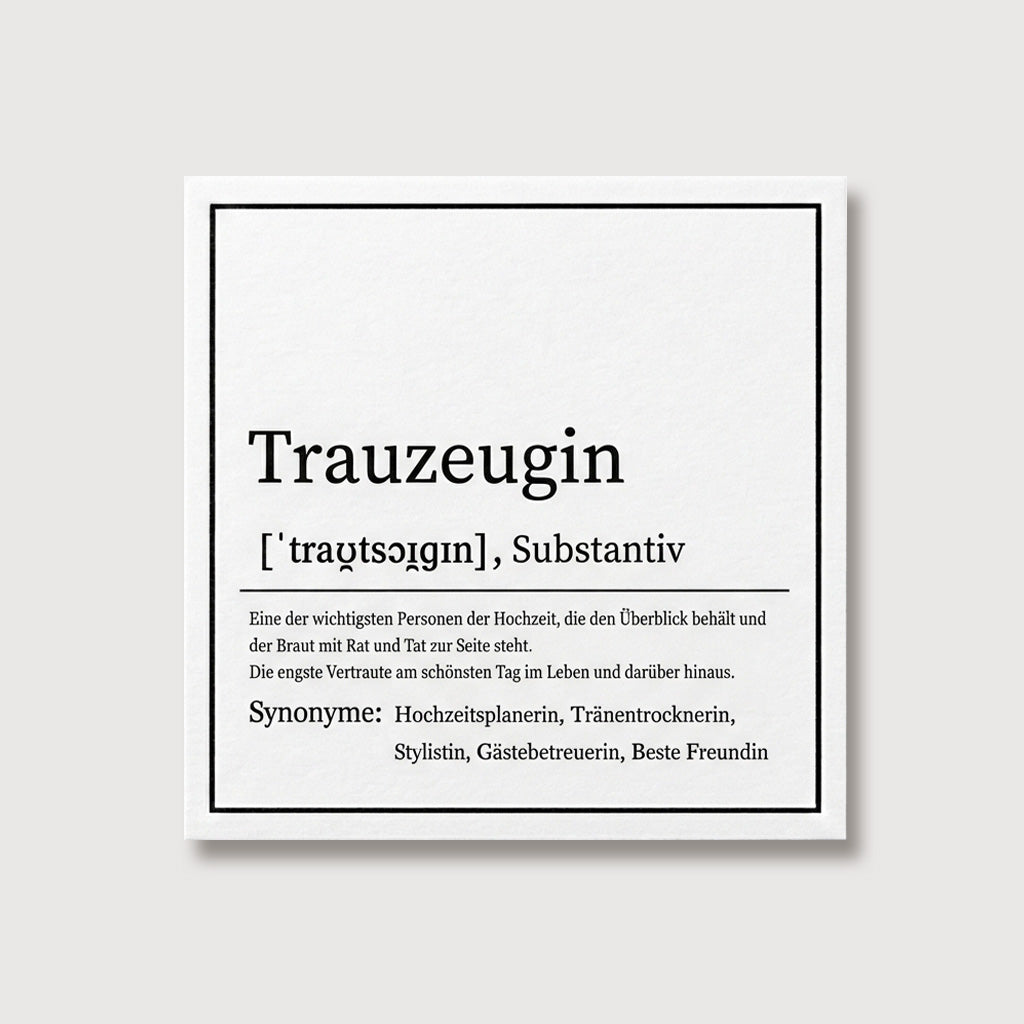 Weiße Grußkarte 'Trauzeugin' mit Wörterbuch-Definition, freigestellt ohne Umschlag