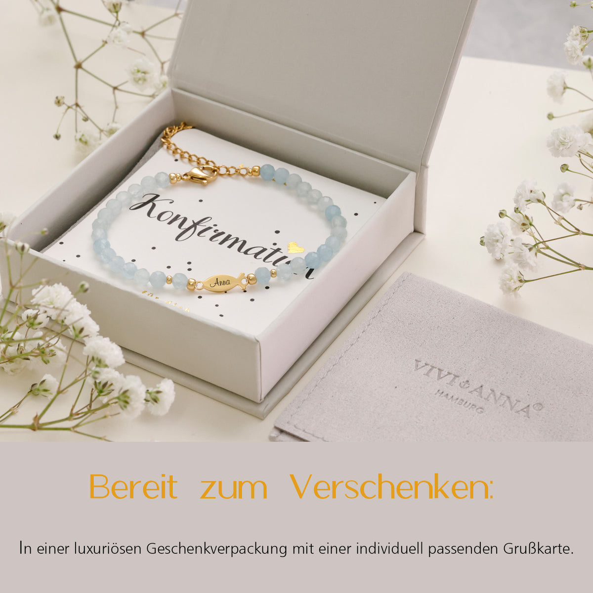Aquamarin Ichthys-Armband mit Geschenkverpackung, Stoffbeutel und Konfirmations-Grußkarte, Fischanhänger graviert 'Anna'