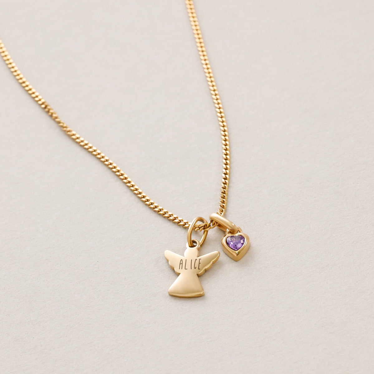 Schutzengel-Kette mit Herz Geburtsstein in Gold, graviert mit Name Alice, lila Herzstein