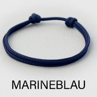 7 · Marineblau
