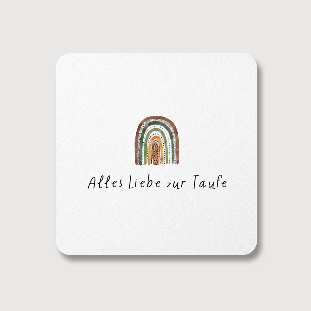 Grußkarte zur Taufe mit gemaltem Regenbogen und Schriftzug 'Alles Liebe zur Taufe'