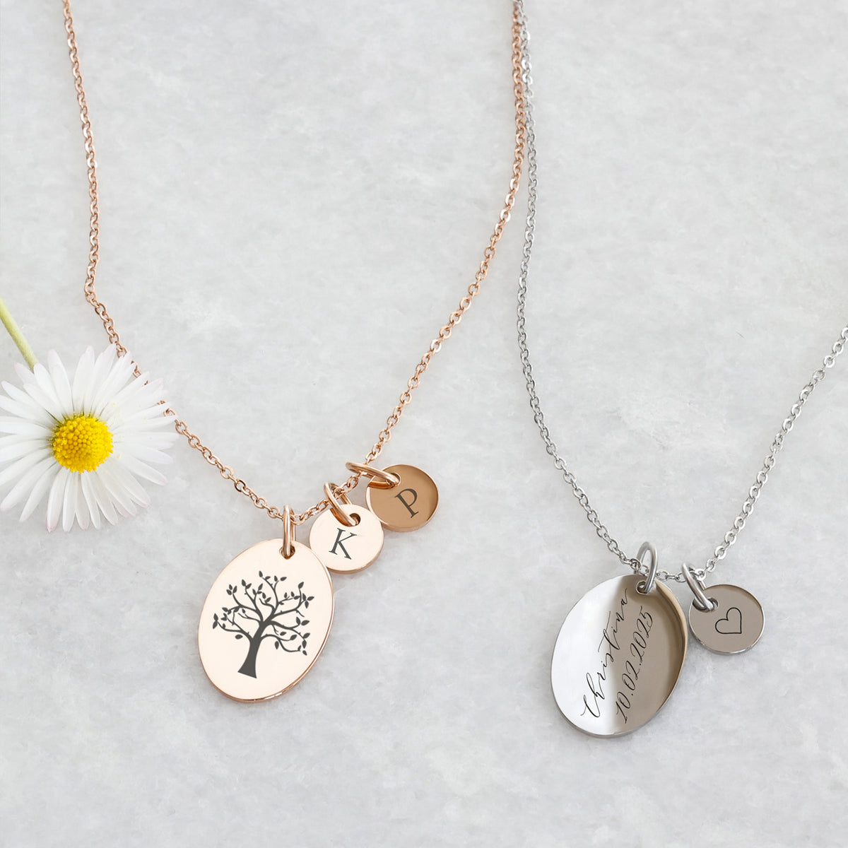 Personalisierte Kette mit ovalem Anhänger & Namensplättchen – Roségold mit Lebensbaum, Silber mit Datum und Herz