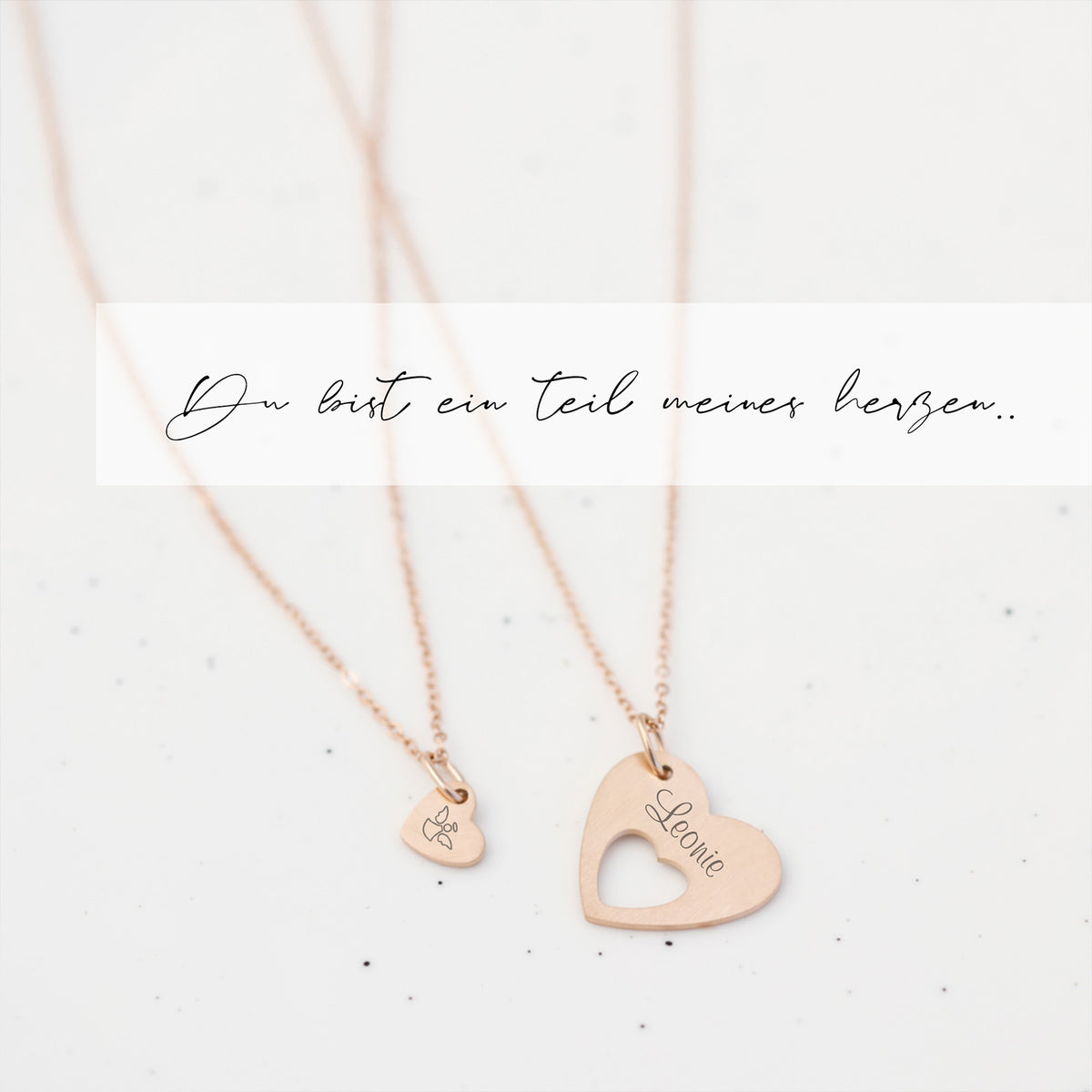 Herz an Herz 2er Ketten Set in Roségold mit Zitat 'Du bist ein Teil meines Herzens' und Anhänger Leonie